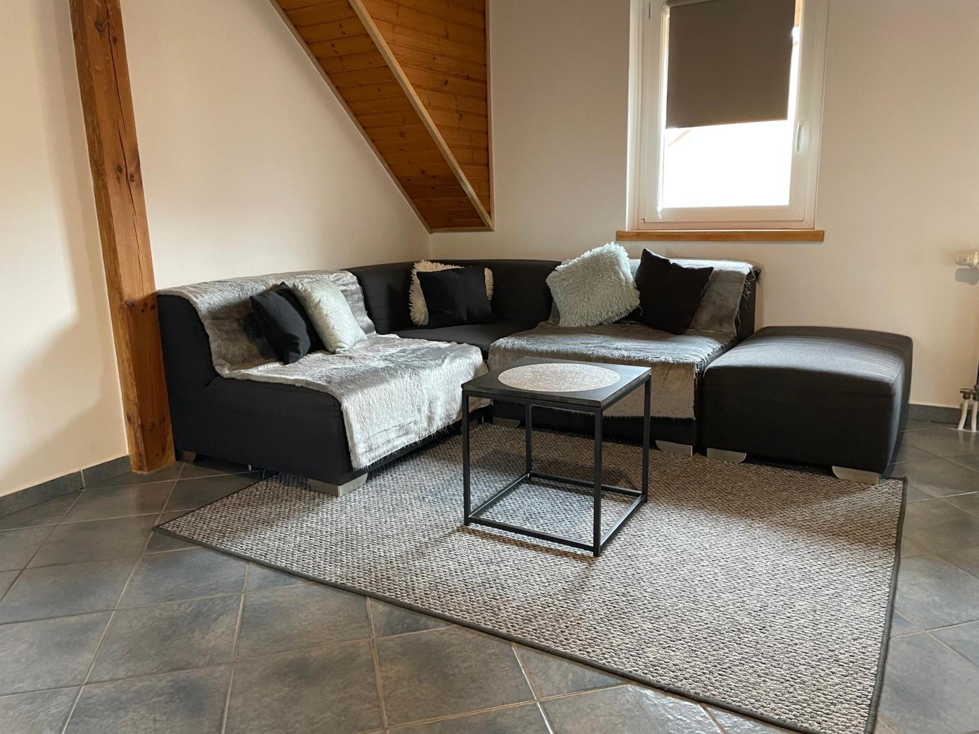 Villa Lili Apartments Balatonkeresztúr エクステリア 写真